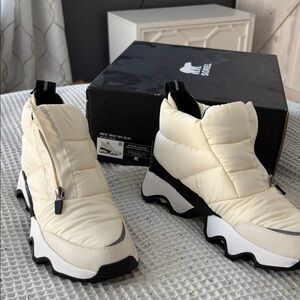 Sorel Kinetic Impact puffy zip WP